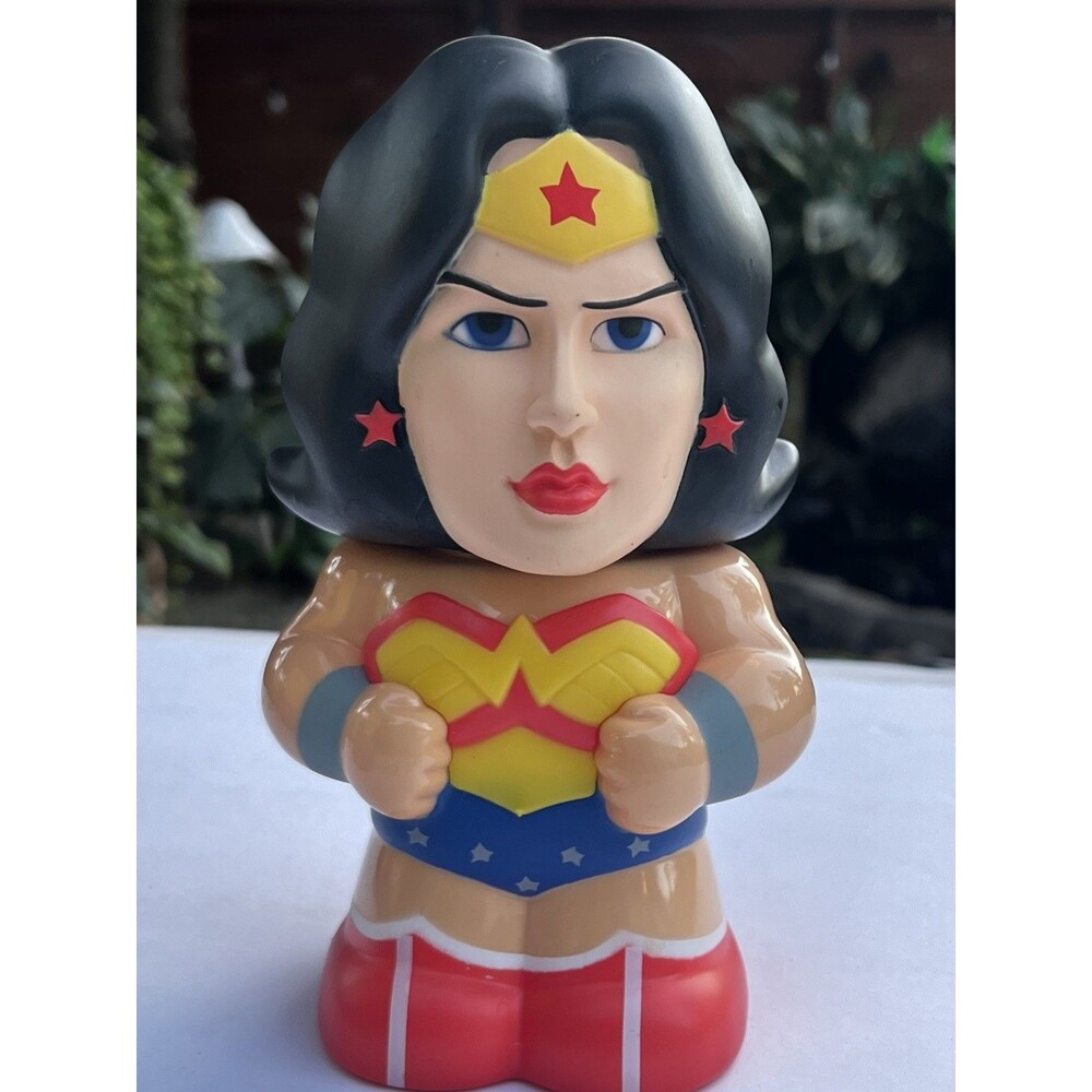 Wonder Woman Character Cup Justice League DC Comics 2018 Plastic Collectible Mug